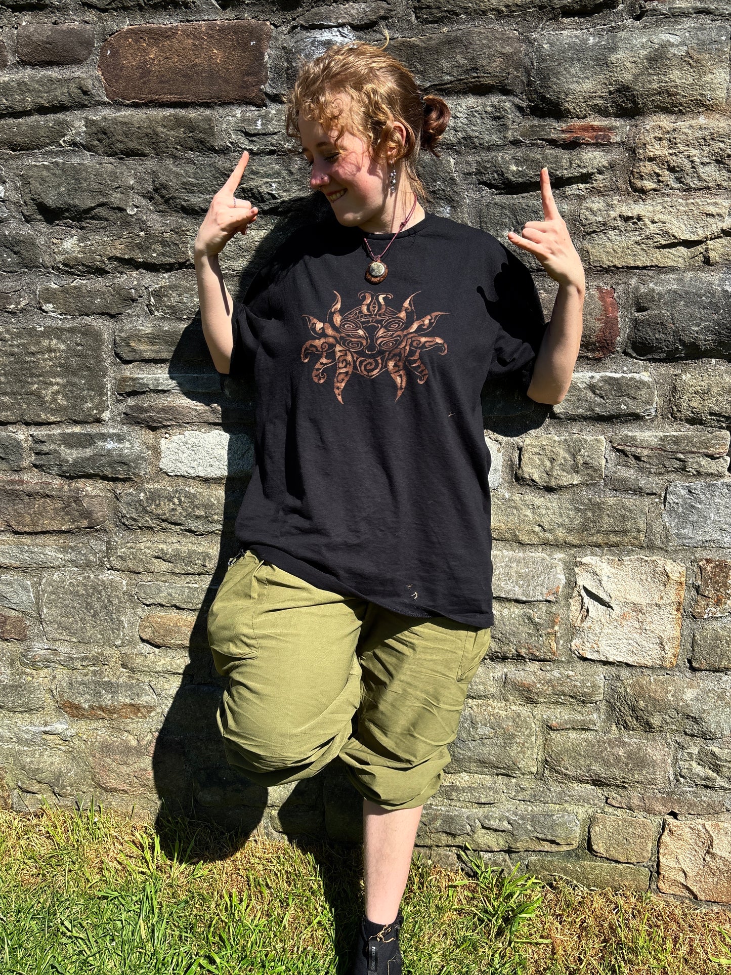 Bleach Art T-Shirt – Reversible-Faced Jester Design | XL, Unisex, 155gsm